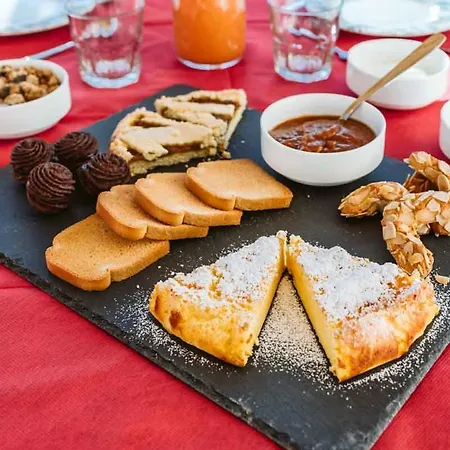 Il Canto Delle Rane 팜스테이 *